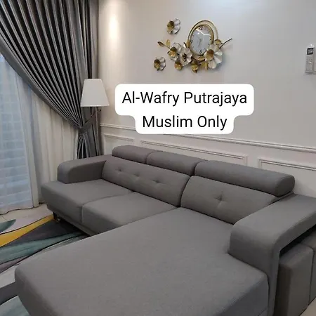 Al-Wafry Putrajaya Presint 16 - Bersebelahan Everly Alamanda Mall Exterior photo